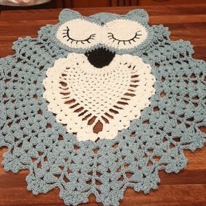4 Piece Crocheted Owl Bath Room Set